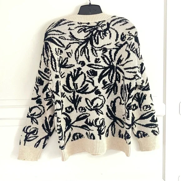 Anthropologie floral pop embroidered crew neck sweater - Picture 7 of 12